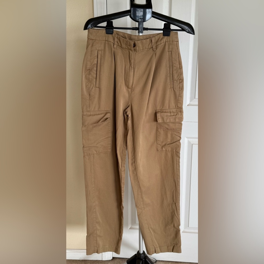Old Navy Women’s Tan Taylor Straight Trousers, Extra High-rise, adjustable waist